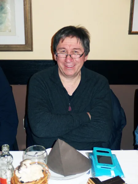 János profilképe